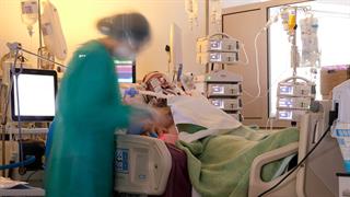 Γιατρός του νοσοκομείου Αττικόν: Κρίθηκε εσφαλμένη ιατρικά η διασωλήνωση του Δ. Καλλιάνου