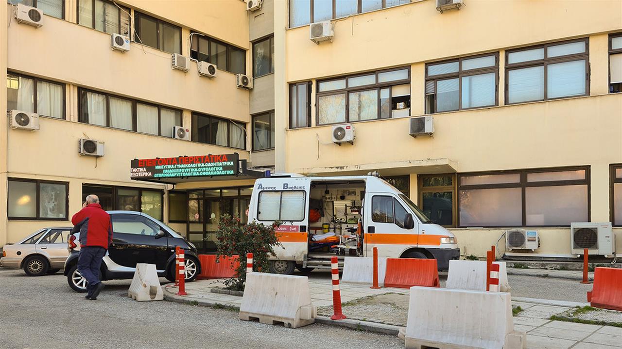 Φύλλα πορείας σε γιατρούς και εφημερίες από το Ντυνάν - Η πίεση στα νοσοκομεία και τα μέτρα