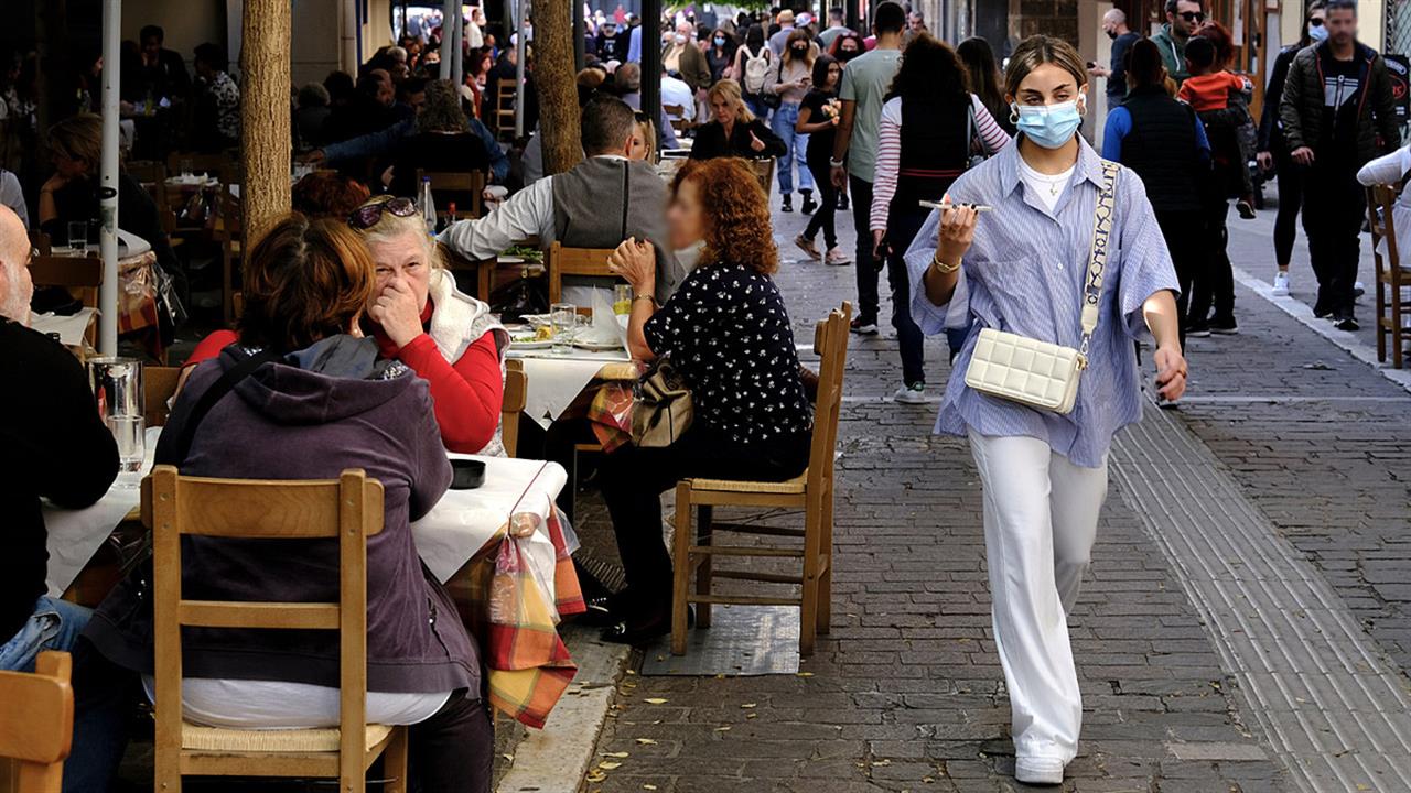 Πόσο προστατεύει ο εμβολιασμός από την Όμικρον 5 [μελέτη]