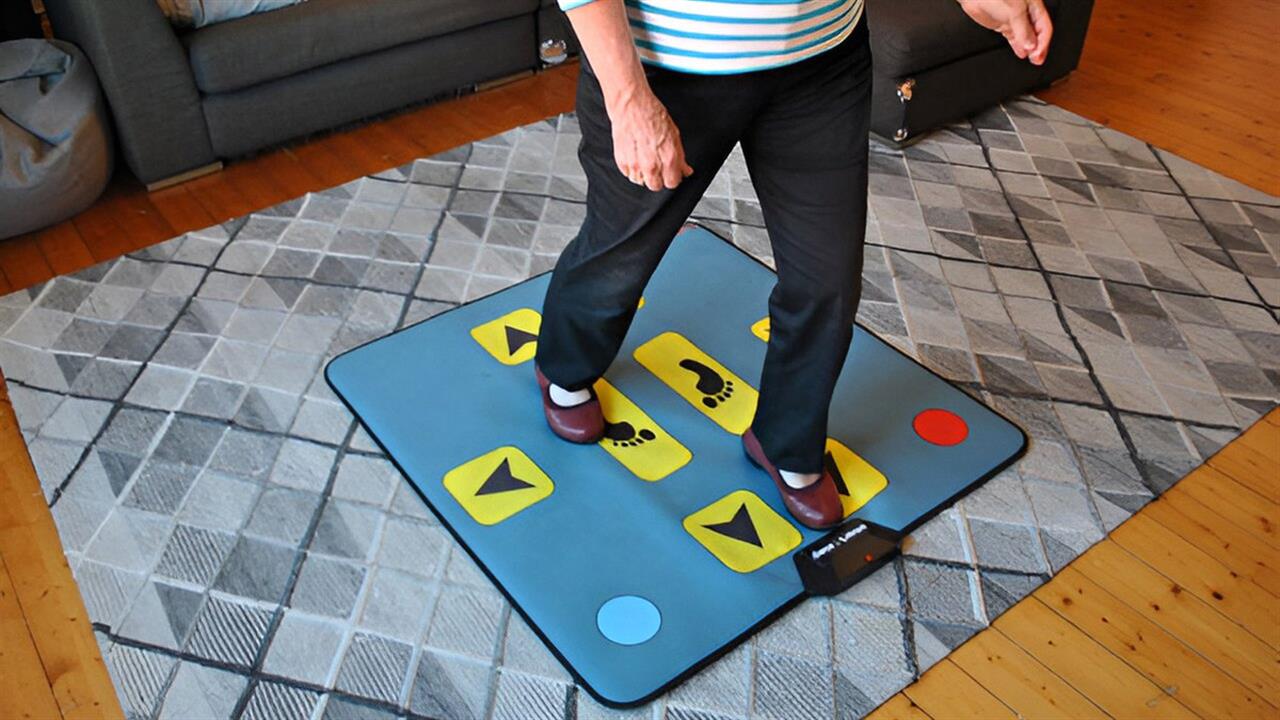 Ασκήσεις-παιχνίδι στο σπίτι συμβάλλουν στη μείωση των πτώσεων ηλικιωμένων [μελέτη]