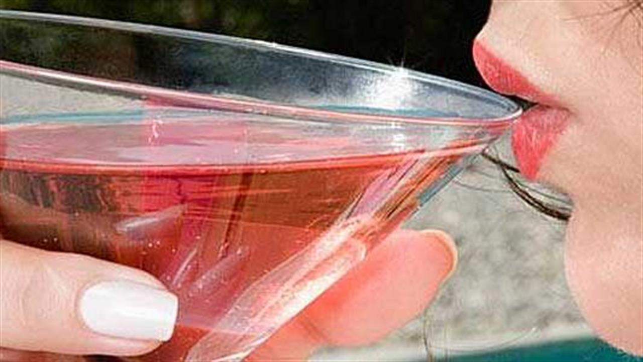 Έρευνα: Το αλκοόλ αυξάνει τον κίνδυνο καρκίνου στο μαστό