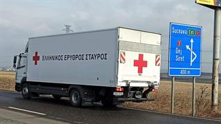 Ο Ελληνικός Ερυθρός Σταυρός παρέδωσε το πρώτο φορτίο ανθρωπιστικής βοήθειας στην Ουκρανία