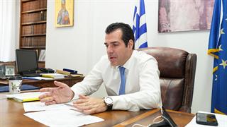 Πλεύρης: Θα επανεξεταστεί στο τέλος του έτους η αναστολή σύμβασης των ανεμβολίαστων υγειονομικών