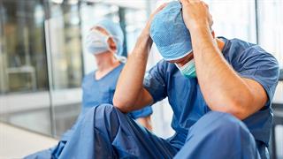 Burnout: Απειλή για την ασφάλεια των ασθενών η εξουθένωση των ιατρών [μελέτη]