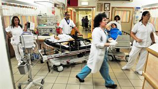 Επιδημία επιθέσεων σε γιατρούς και προσωπικό νοσοκομείων