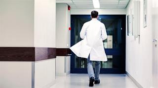 ΠΙΣ: Να αποκατασταθούν άμεσα και σε αξιοπρεπή επίπεδα οι αποδοχές των γιατρών ΕΣΥ