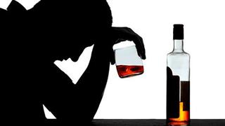 Μείζον ιατρικό και κοινωνικό πρόβλημα ο αλκοολισμός