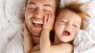 Παιδιά που κοιμούνται με τους γονείς κινδυνεύουν από άσθμα