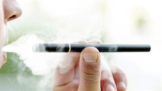 Σε έναν χρόνο ξεκινούν κανονικά το κάπνισμα οι νέοι που χρησιμοποιούν ηλεκτρονικό τσιγάρο